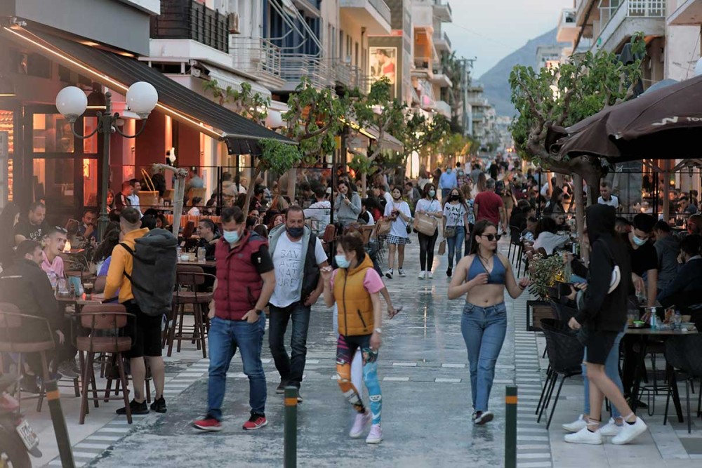 Κορωνοϊός-Μετά το θλιβερό ρεκόρ κρουσμάτων… έρχονται νέα μέτρα