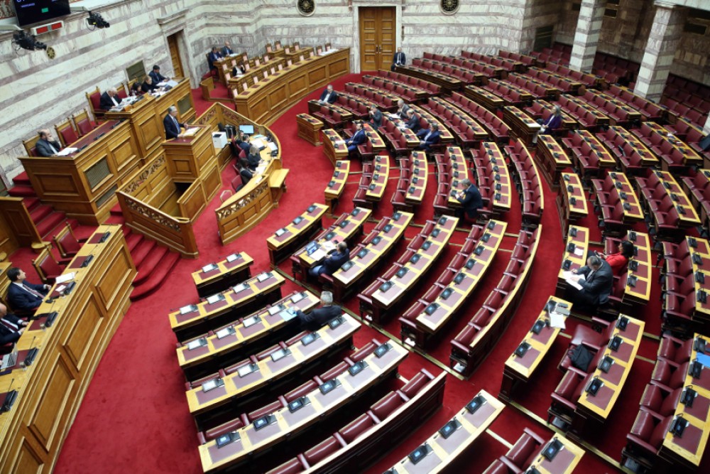 Βουλή: Ψηφίστηκε η τροπολογία για τη ΛΑΡΚΟ