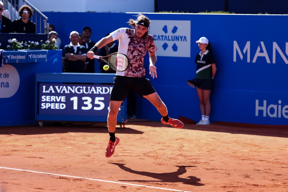 Με άνεση στους «8» του Madrid Open ο Τσιτσιπάς